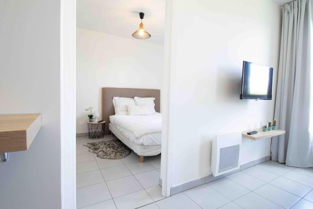 Le Tony Garnier Check In H24 Wifi Apartment Лион Екстериор снимка