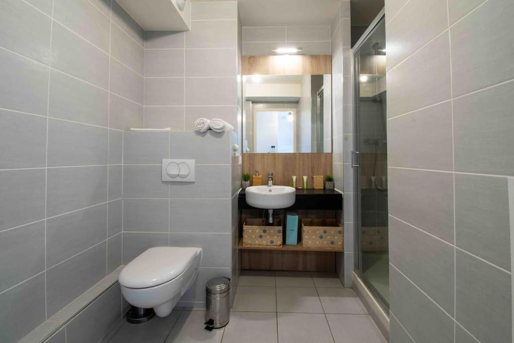 Le Tony Garnier Check In H24 Wifi Apartment Лион Екстериор снимка